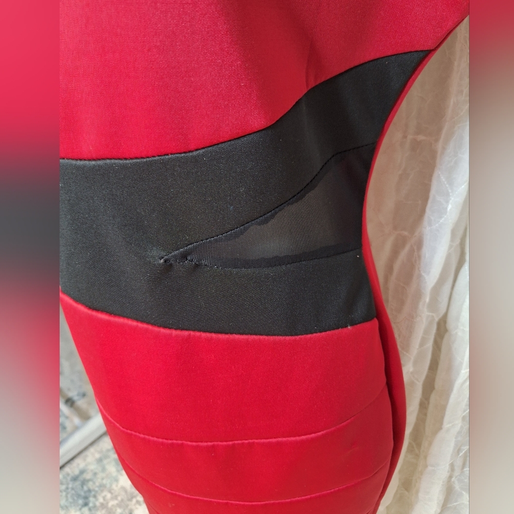 Charlotte Russe Y2K Vintage Red & Black Mesh Cut Out Cocktail Bodycon Mini Dress - Picture 4 of 9